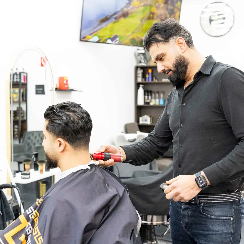 Babylon the Barber Knippen